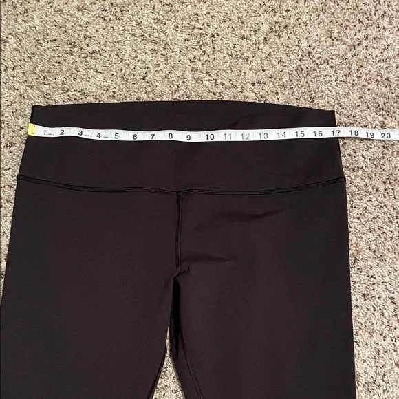 NWOT Lululemon Athletica Wunder Under High Rise Black Leggings - Picture 5 of 6